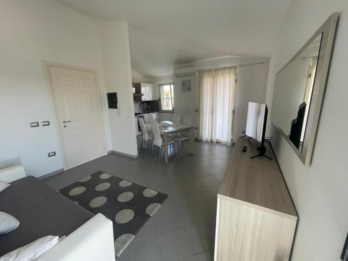 Ferienwohnung Mansarda San Pietro Valledoria  Exterior foto